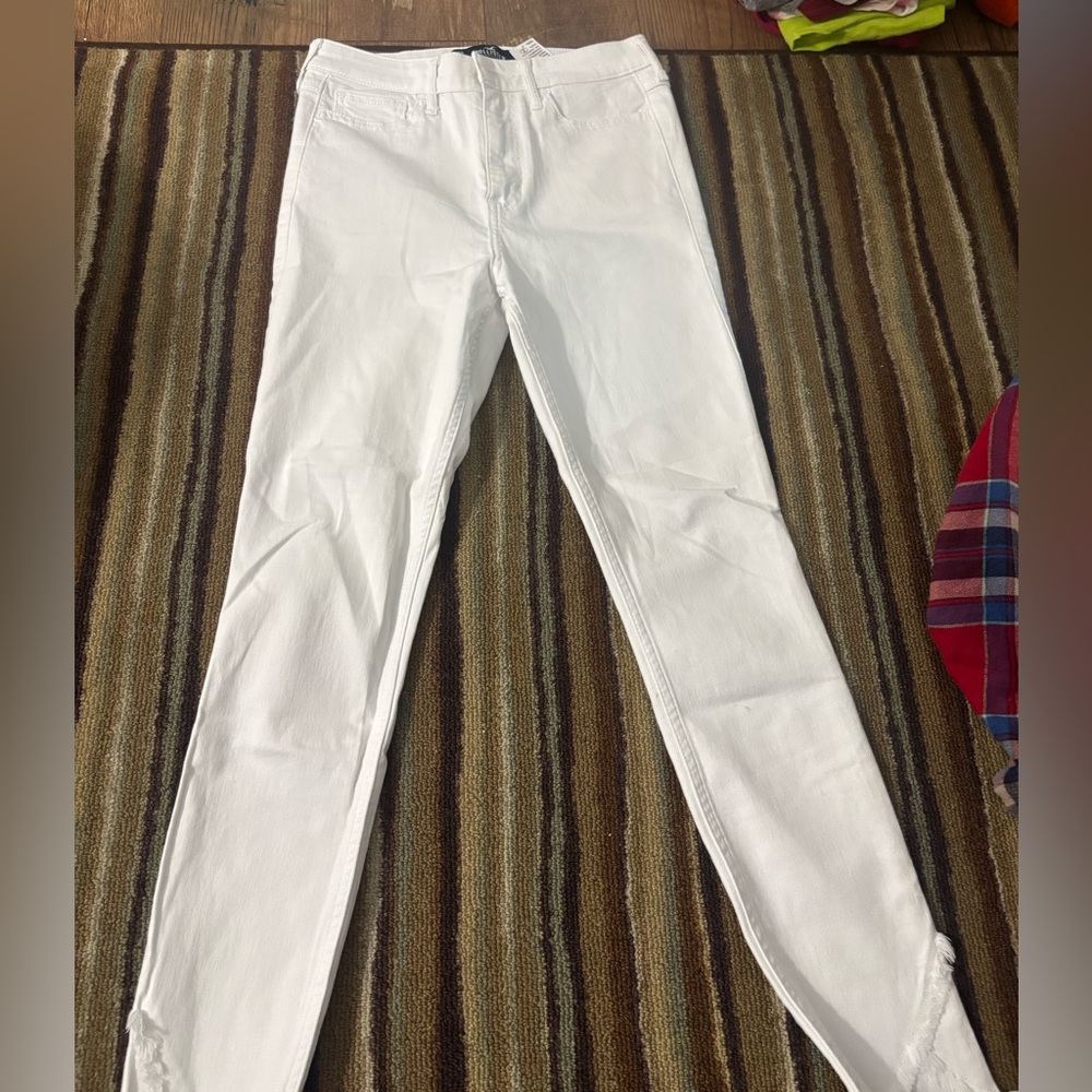 AE high rise super skinny white jeans